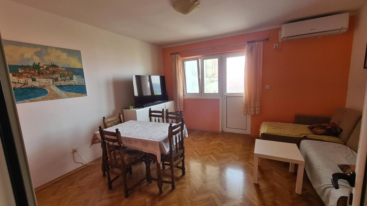 Apartments Vukovic Sveti Stefan Eksteriør bilde