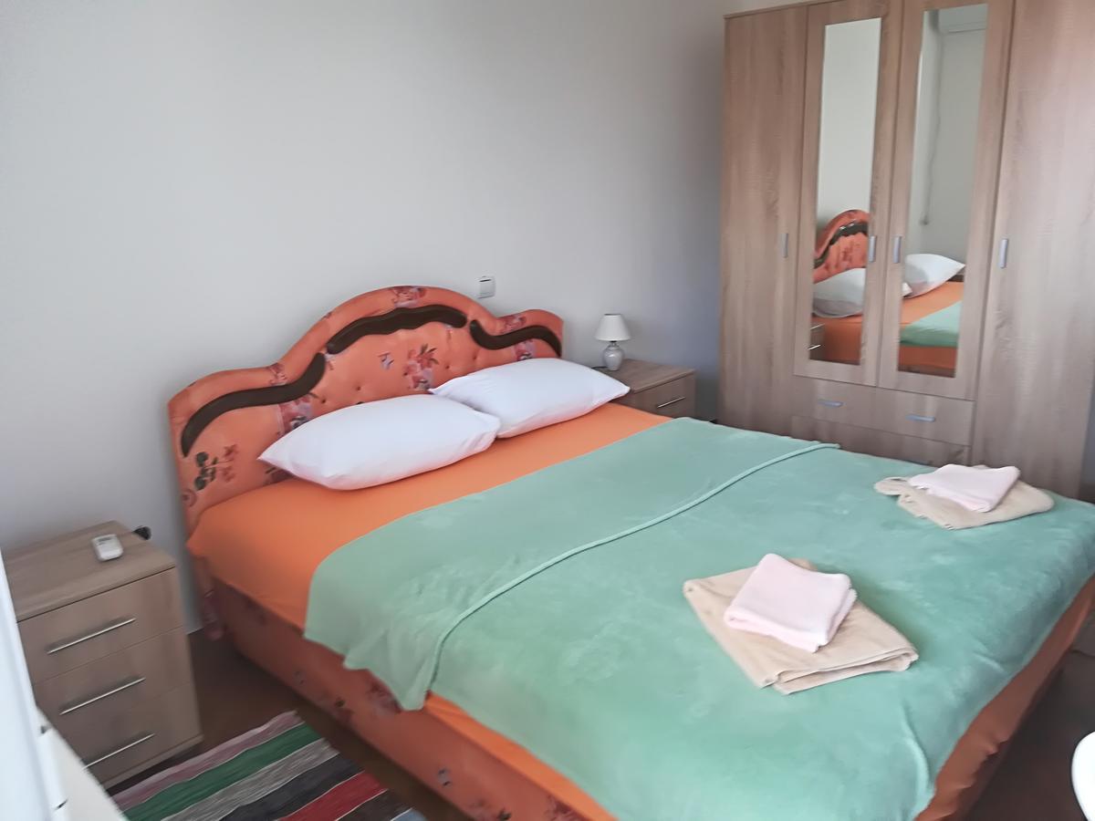 Apartments Vukovic Sveti Stefan Eksteriør bilde